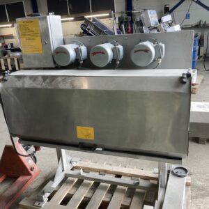 Baader IS 069 Descaling Machine
