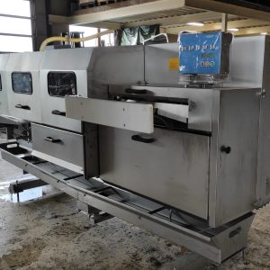 Baader 142 gutting machine